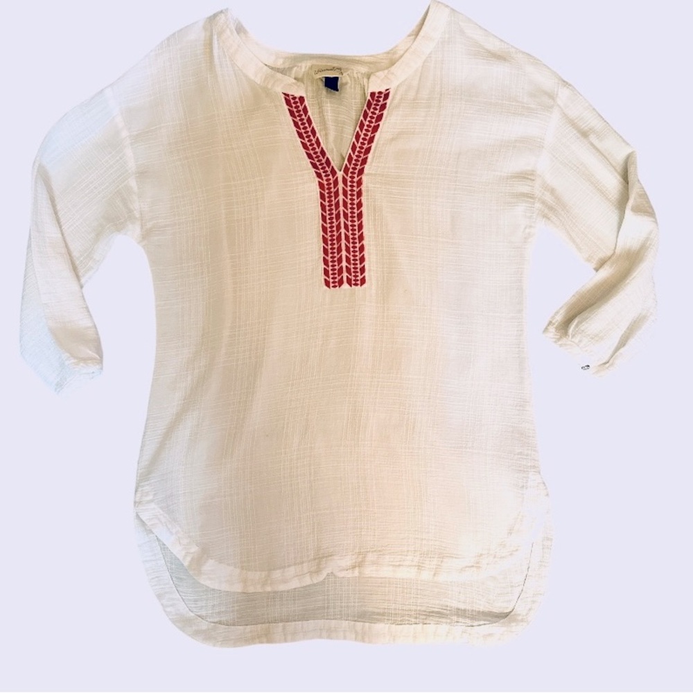 Universal Thread Boho White Tunic with Red Embroidery- Small - EUC